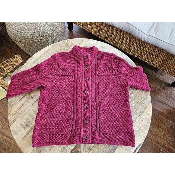 L.L Bean Cable Knit Cardigan Sweater Womens Size MP Red Outdoors Preppy - Picture 5 of 9